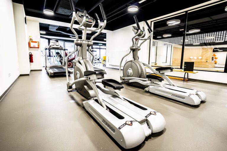 A7302674 scaled 1 1 768x512