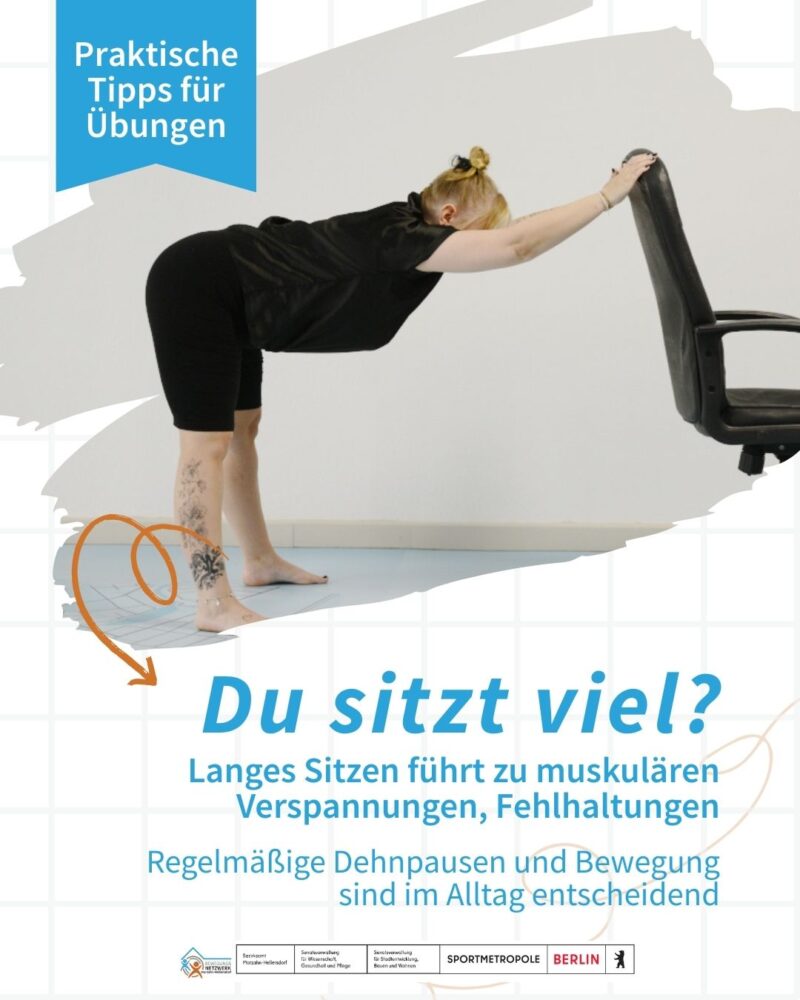 Beitragsbikld Stretching - Frau dehnt sich am Bürostuhl